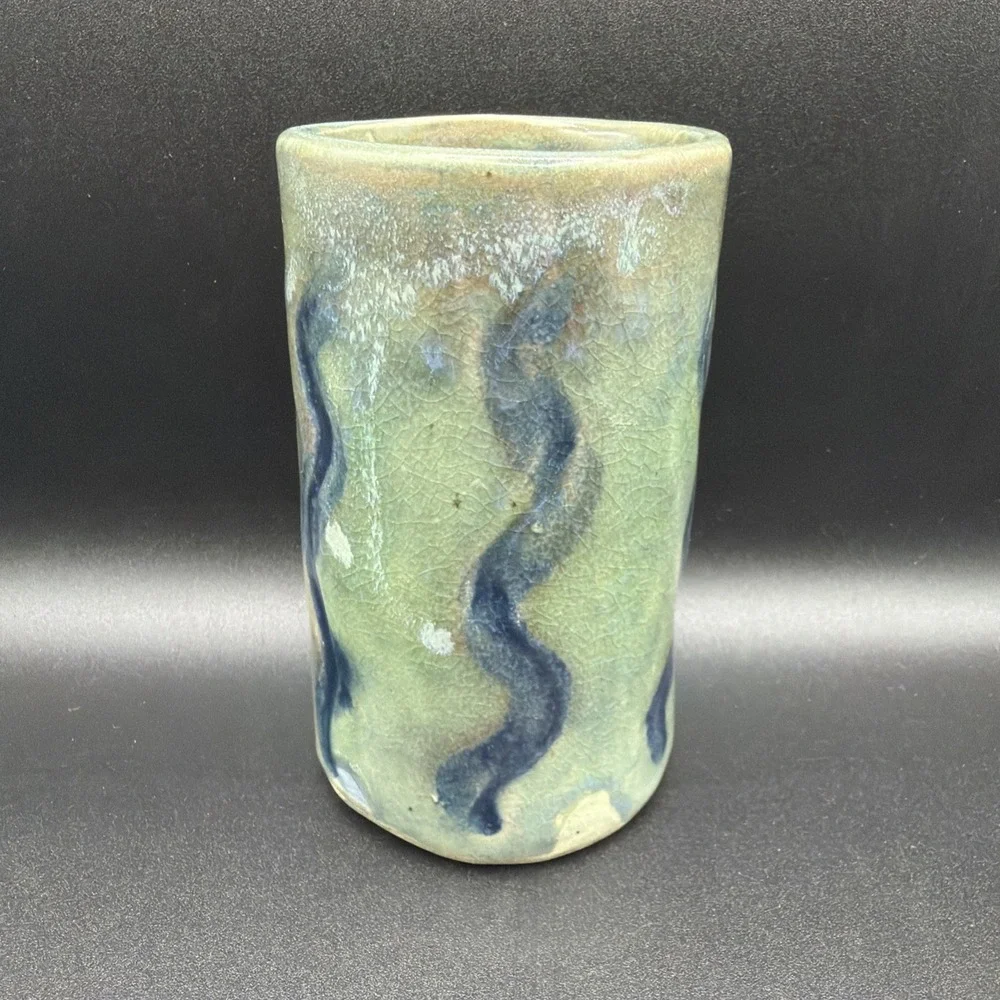 VTG Handmade Container Vase Pencil Toothbrush Holder Green Blue 5 In Tall